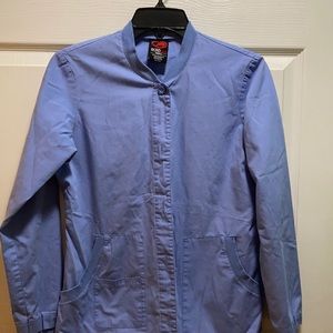 Women’s small scrub jacket ciel blue